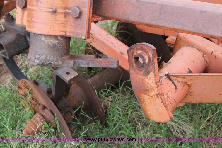 image for item C3854 Allis Chalmers HD2500 34' tandem disk