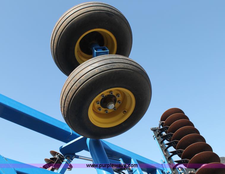 image for item C3861 Landoll 6230-36 tandem disk