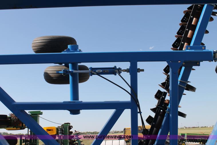 image for item C3861 Landoll 6230-36 tandem disk