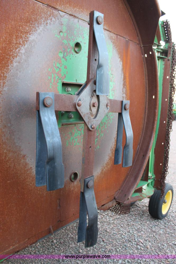 image for item C3864 John Deere HX20 rotary mower
