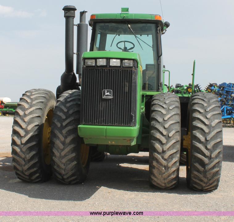 image for item C3865 1997 John Deere 9200 4WD tractor