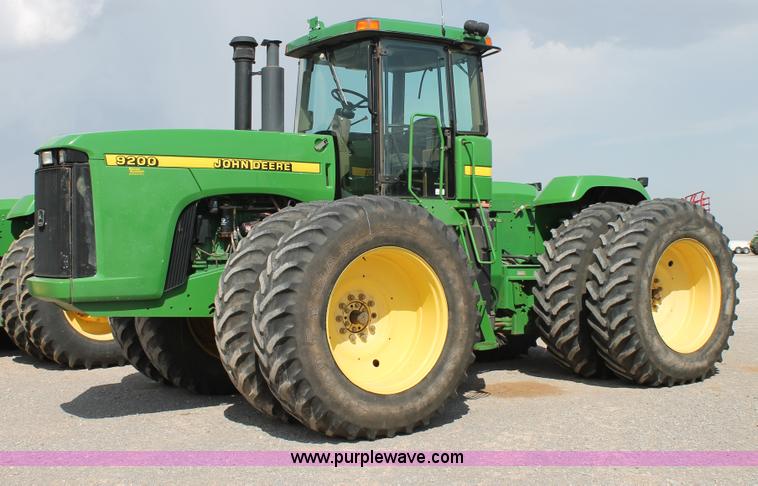 image for item C3865 1997 John Deere 9200 4WD tractor
