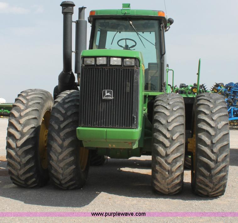 image for item C3865 1997 John Deere 9200 4WD tractor
