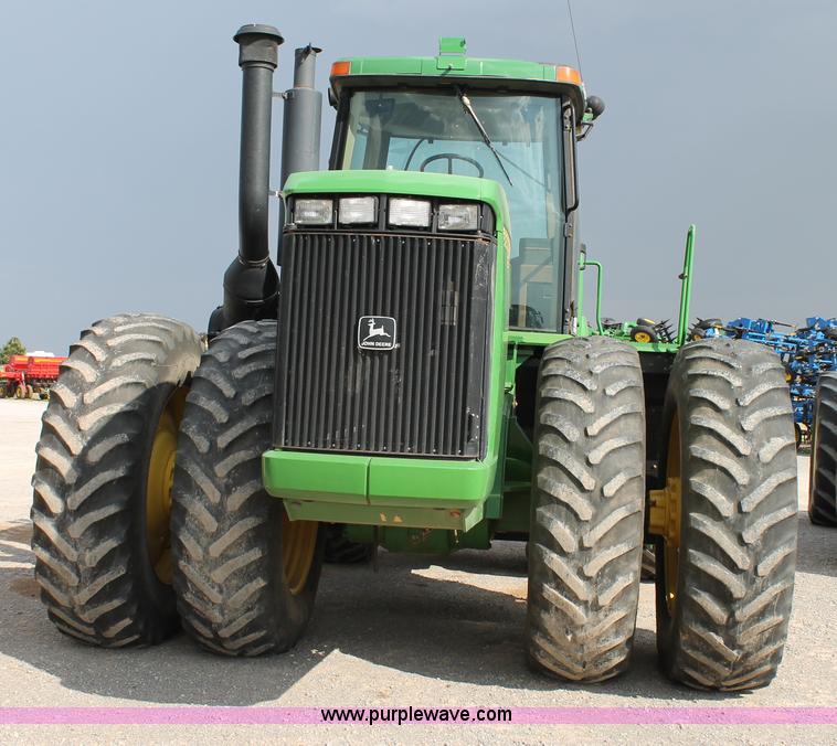 image for item C3865 1997 John Deere 9200 4WD tractor