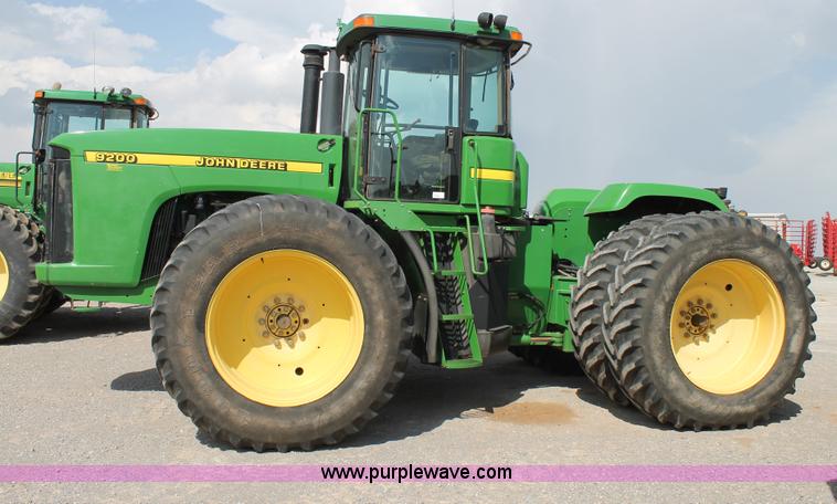 image for item C3865 1997 John Deere 9200 4WD tractor