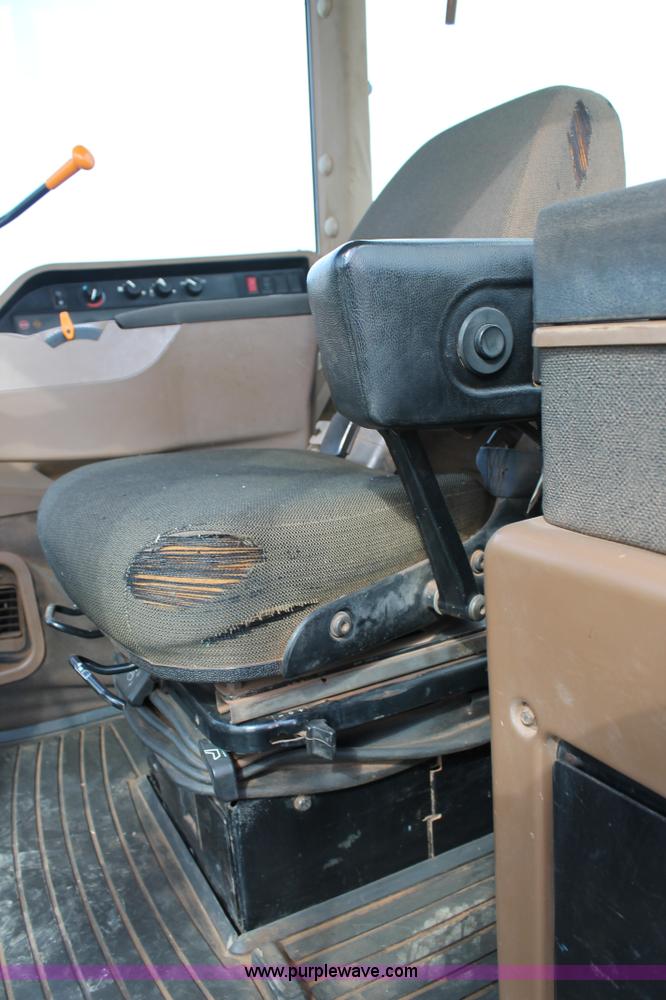 image for item C3865 1997 John Deere 9200 4WD tractor