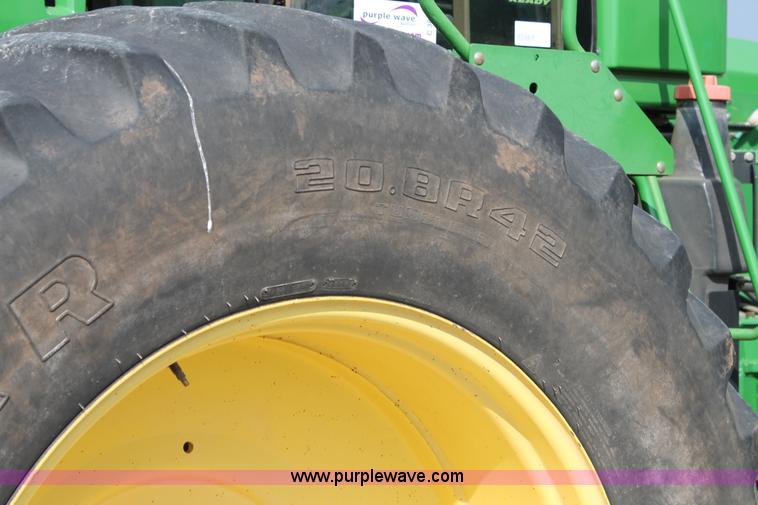 image for item C3865 1997 John Deere 9200 4WD tractor