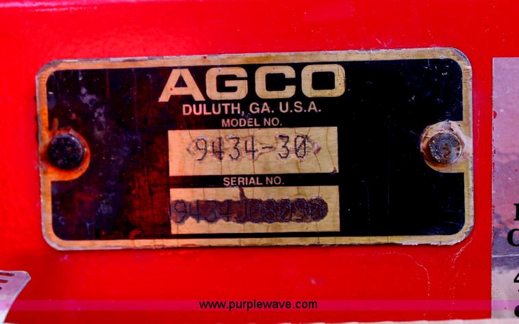 image for item C3867 Sunflower 9434-30 folding grain drill