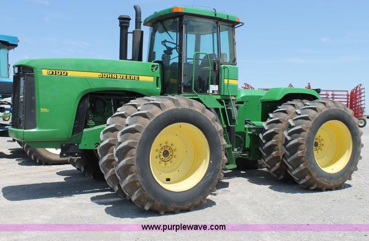 image for item C3868 1997 John Deere 9100 4WD tractor