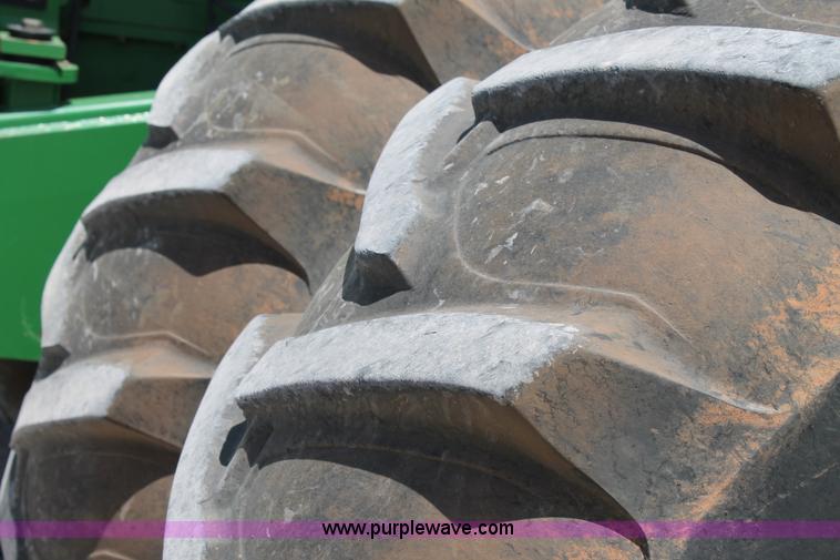 image for item C3868 1997 John Deere 9100 4WD tractor