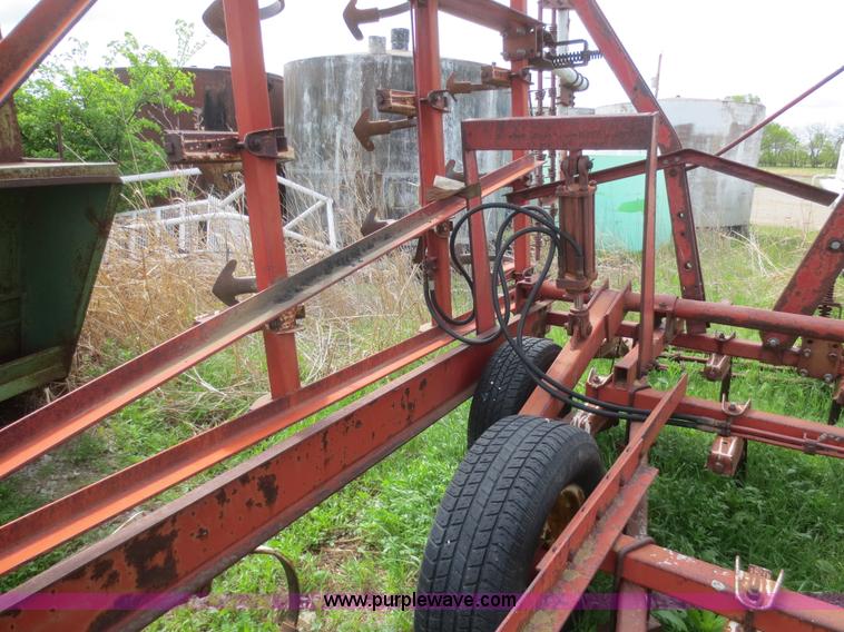 image for item F6920 International 45 Vibrashank cultivator
