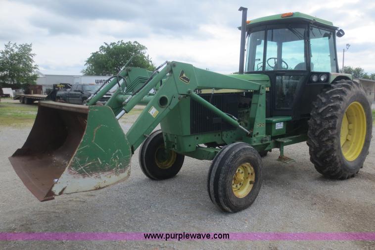 image for item F6973 1991 John Deere 2955 tractor