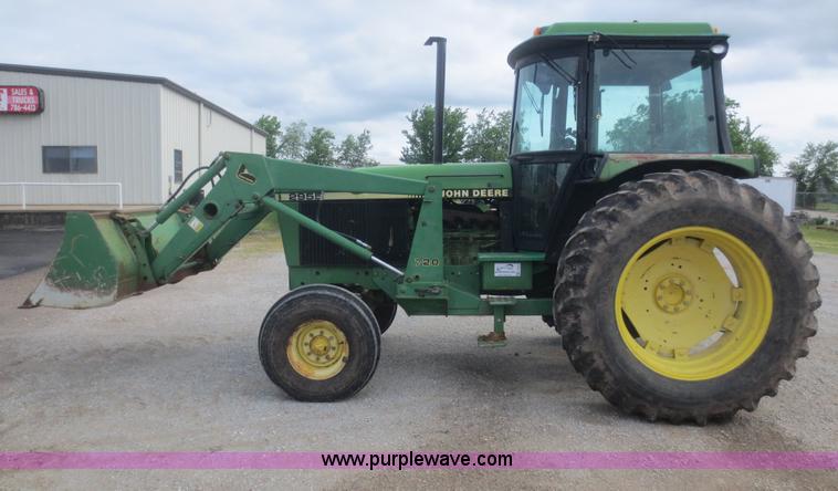 image for item F6973 1991 John Deere 2955 tractor