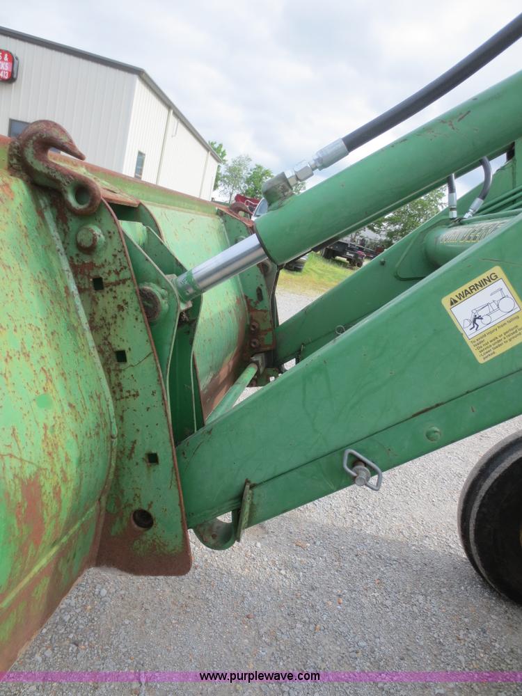 image for item F6973 1991 John Deere 2955 tractor