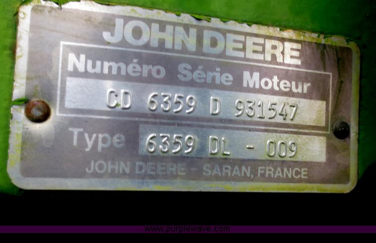 image for item F6973 1991 John Deere 2955 tractor