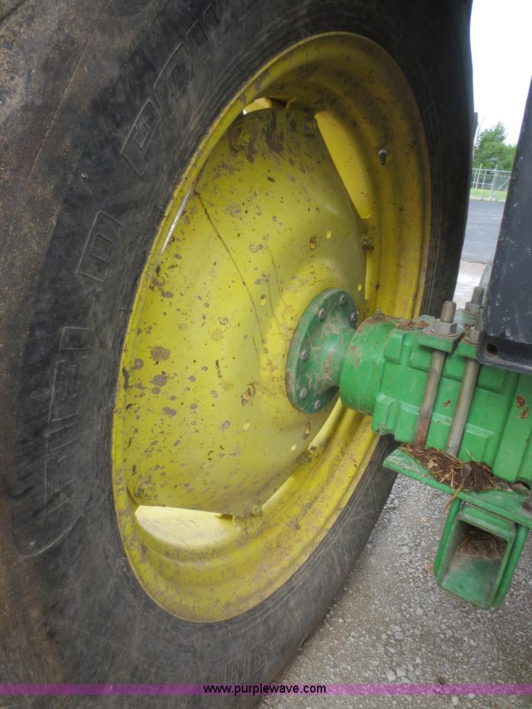 image for item F6973 1991 John Deere 2955 tractor