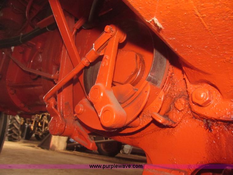 image for item F7355 1948 Co-op E3 tractor