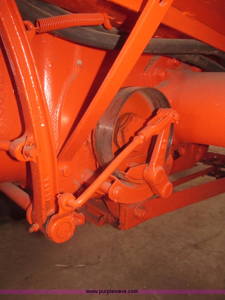 image for item F7355 1948 Co-op E3 tractor