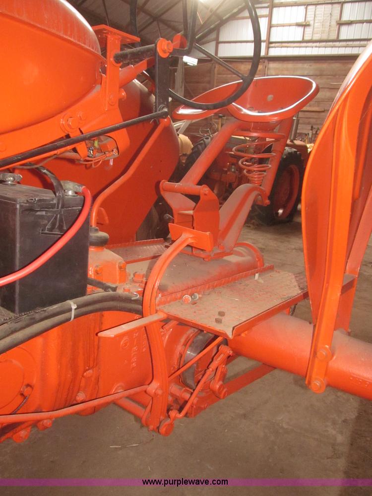 image for item F7355 1948 Co-op E3 tractor