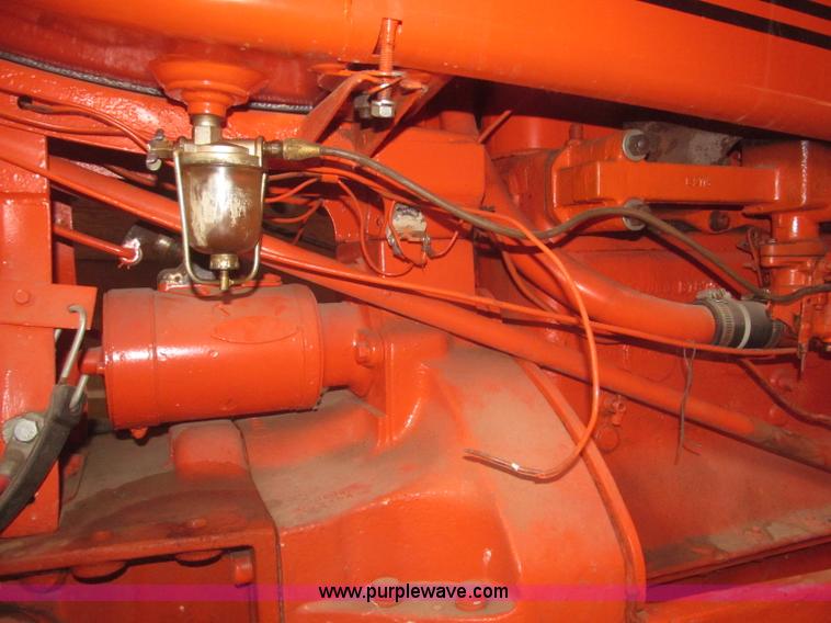 image for item F7355 1948 Co-op E3 tractor