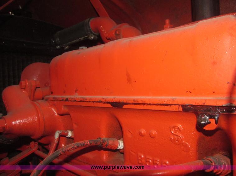 image for item F7355 1948 Co-op E3 tractor