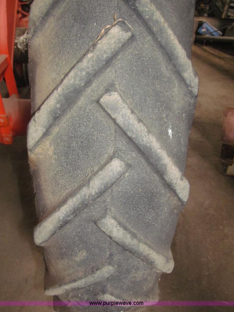 image for item F7355 1948 Co-op E3 tractor