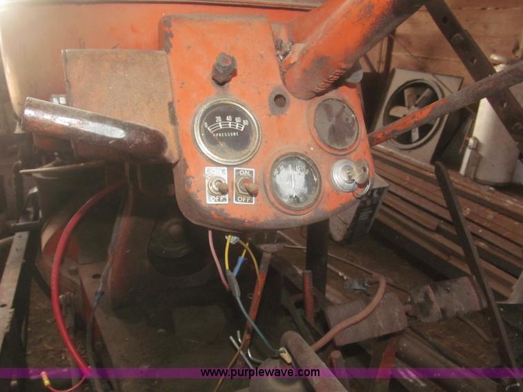 image for item F7358 1950 Co-op E3 tractor