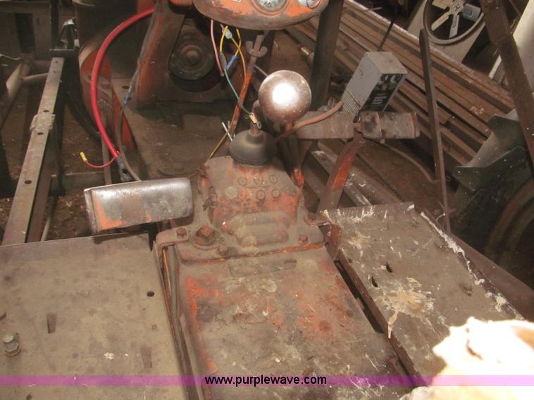 image for item F7358 1950 Co-op E3 tractor