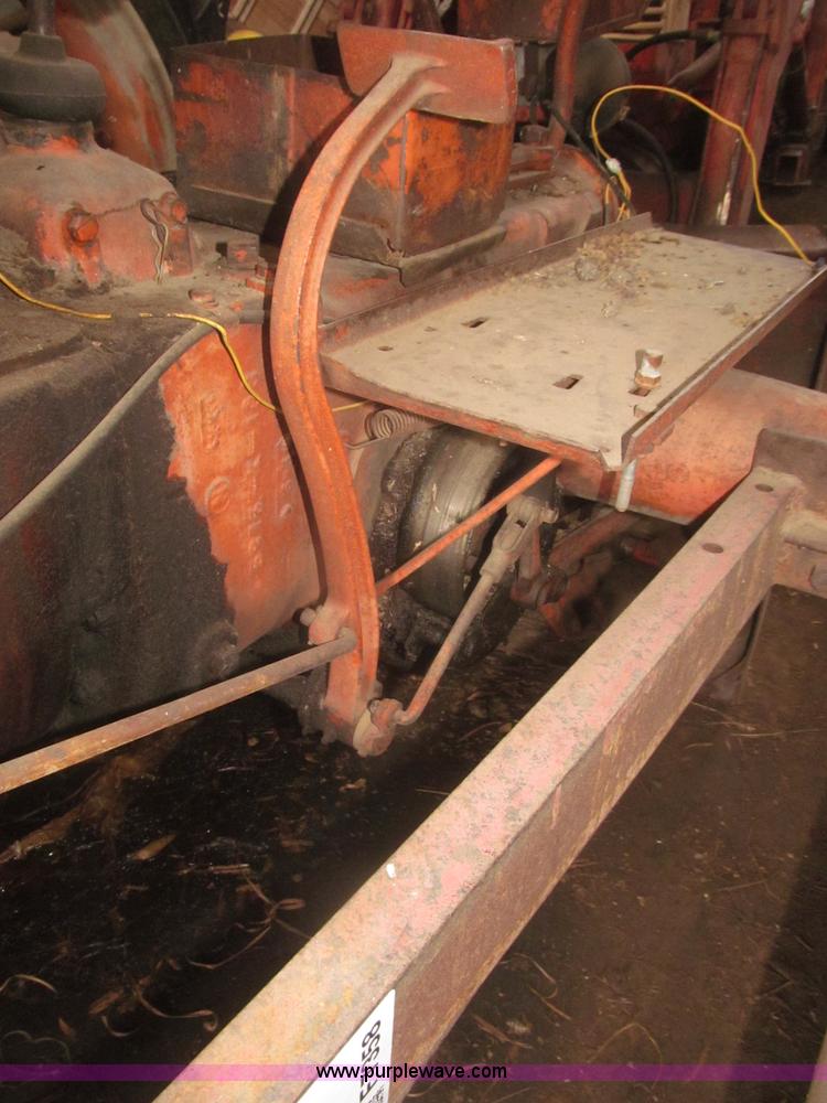 image for item F7358 1950 Co-op E3 tractor