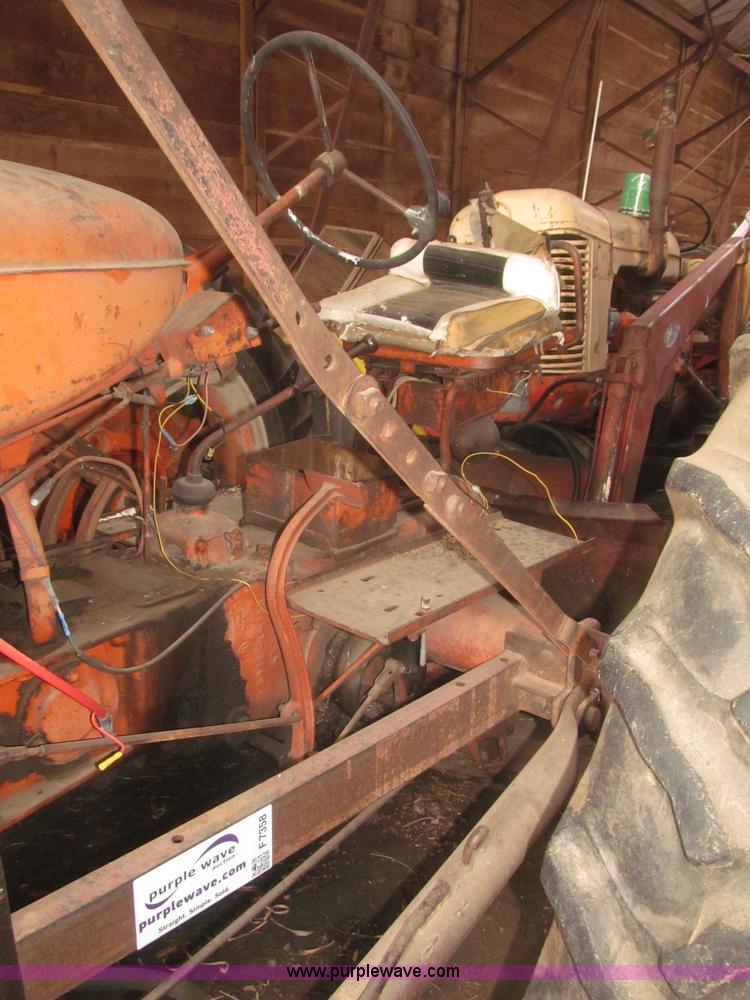 image for item F7358 1950 Co-op E3 tractor