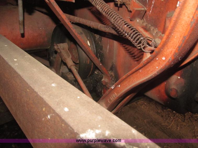 image for item F7358 1950 Co-op E3 tractor