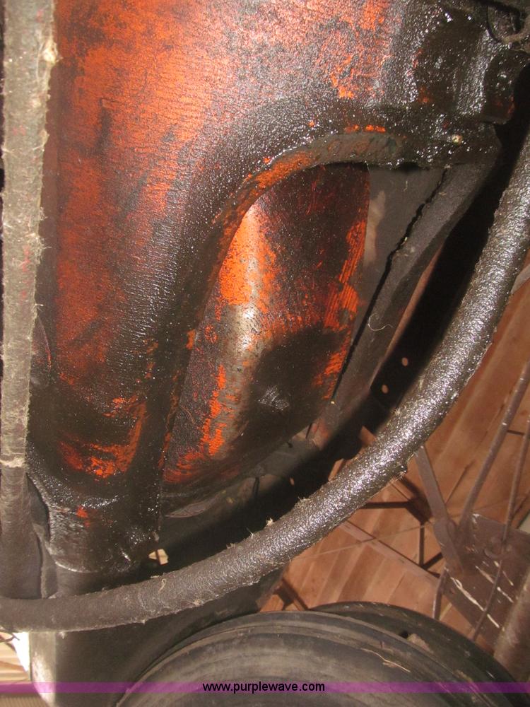 image for item F7358 1950 Co-op E3 tractor