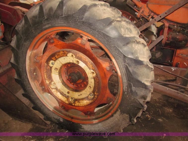 image for item F7358 1950 Co-op E3 tractor