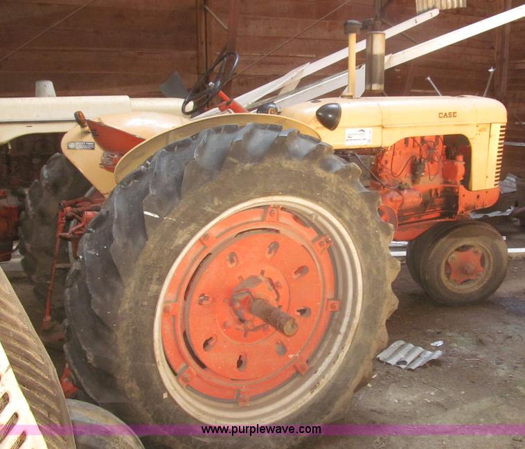 image for item F7362 1955 Case 411 Row Crop tractor