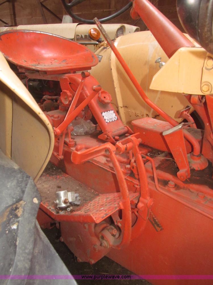 image for item F7362 1955 Case 411 Row Crop tractor