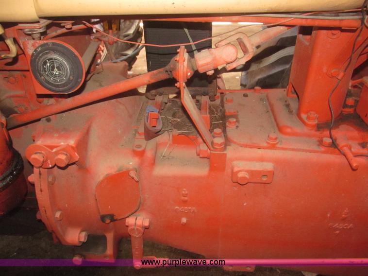 image for item F7362 1955 Case 411 Row Crop tractor