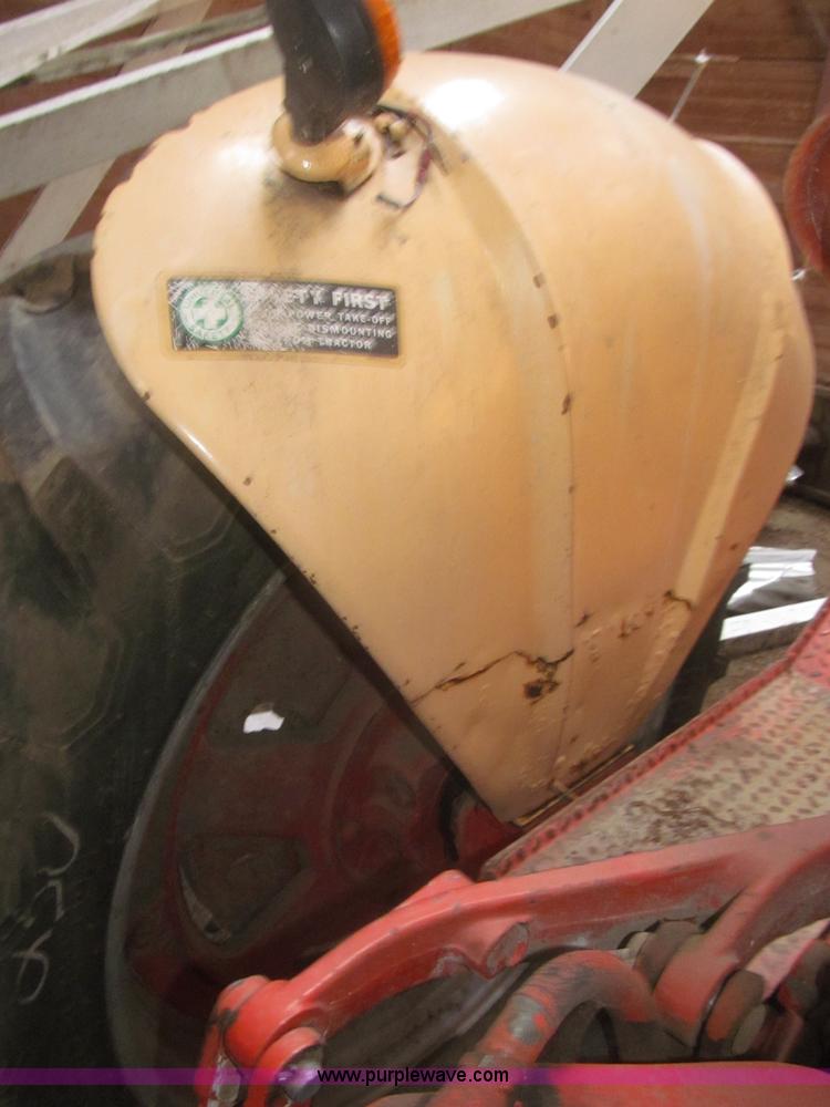 image for item F7362 1955 Case 411 Row Crop tractor