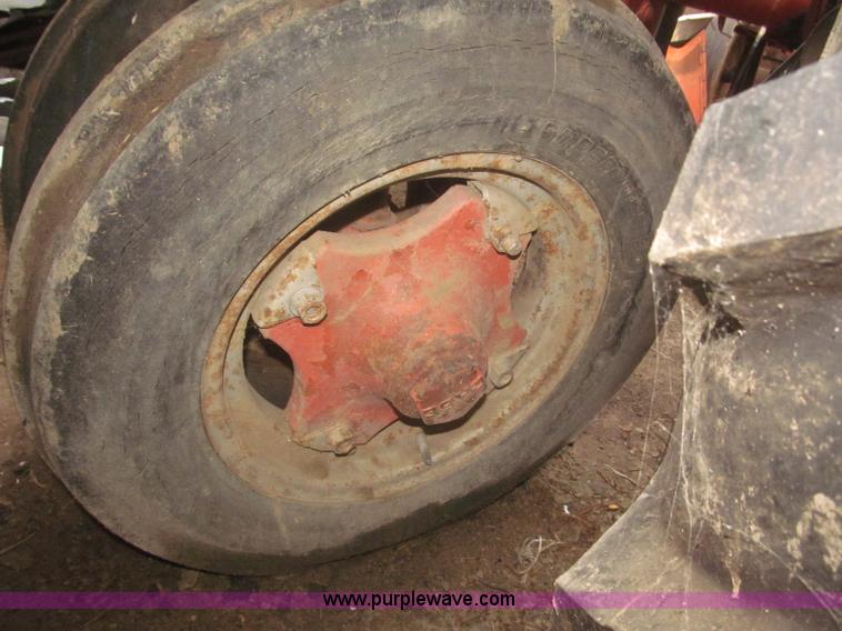 image for item F7362 1955 Case 411 Row Crop tractor