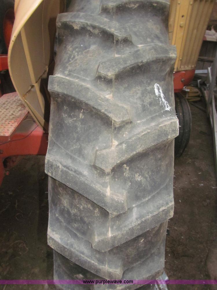 image for item F7362 1955 Case 411 Row Crop tractor