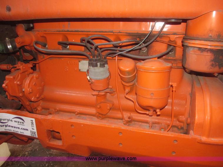 image for item F7364 1952 Cockshutt 40 tractor