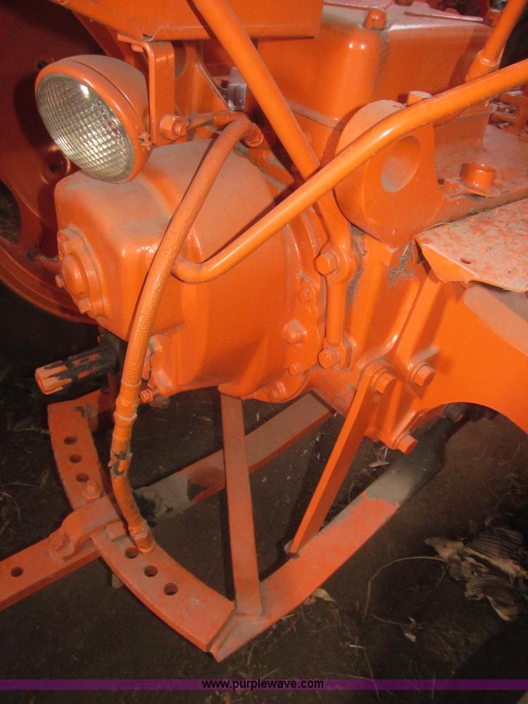 image for item F7364 1952 Cockshutt 40 tractor