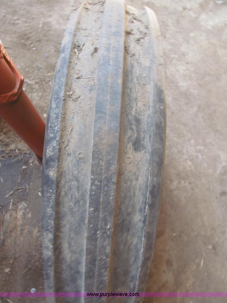 image for item F7364 1952 Cockshutt 40 tractor