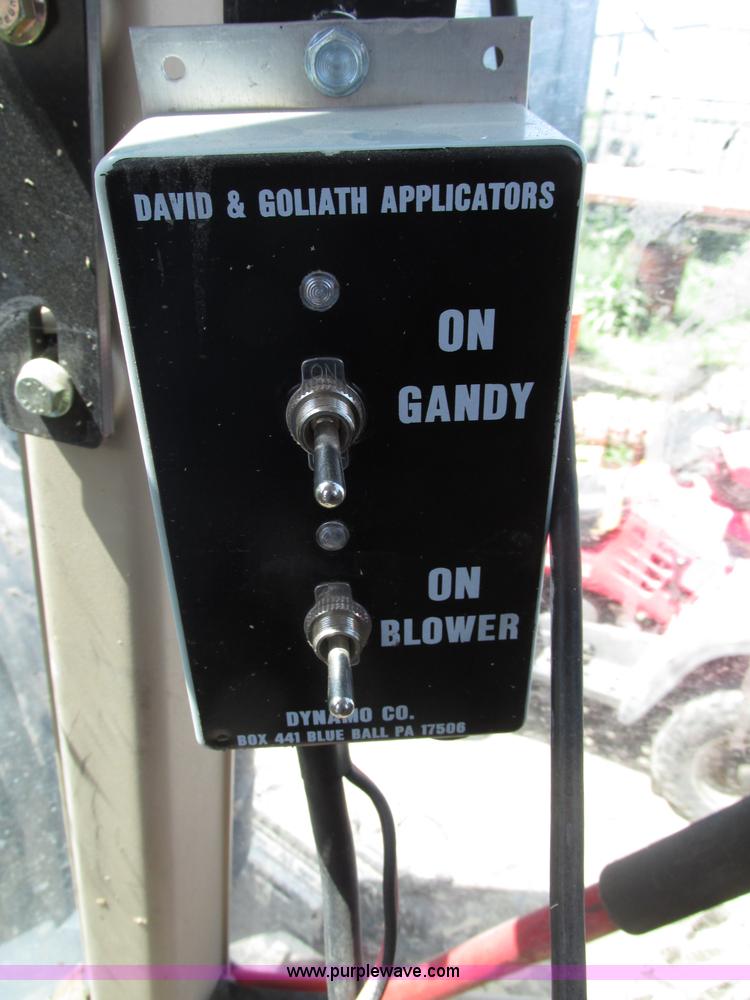 image for item F7383 2002 New Holland BB960S large square baler