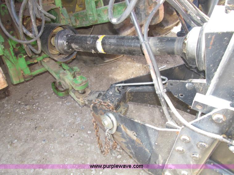 image for item F7383 2002 New Holland BB960S large square baler