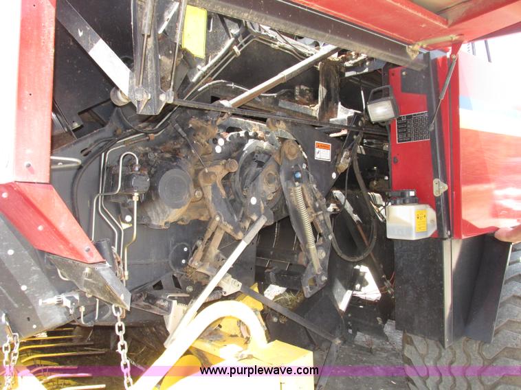 image for item F7383 2002 New Holland BB960S large square baler