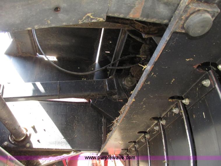 image for item F7383 2002 New Holland BB960S large square baler