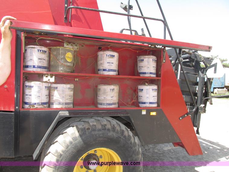 image for item F7383 2002 New Holland BB960S large square baler