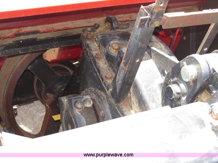 image for item F7383 2002 New Holland BB960S large square baler