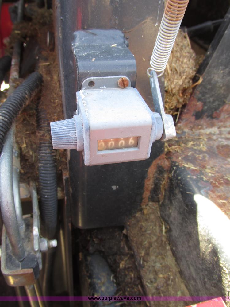 image for item F7383 2002 New Holland BB960S large square baler