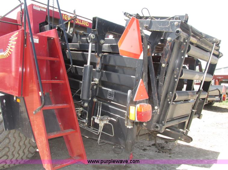 image for item F7383 2002 New Holland BB960S large square baler